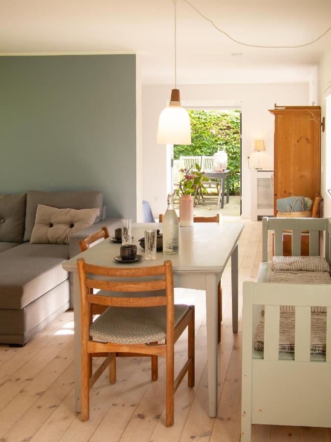 סטגה Kamilla'S Cottage, 1 Km. From The Beach מראה חיצוני תמונה